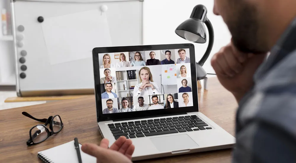 eş zamanlı çeviri nasıl yapılır